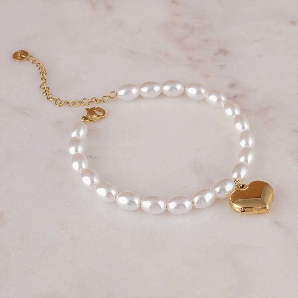 Romantic Pearl and Gold Bracelet
