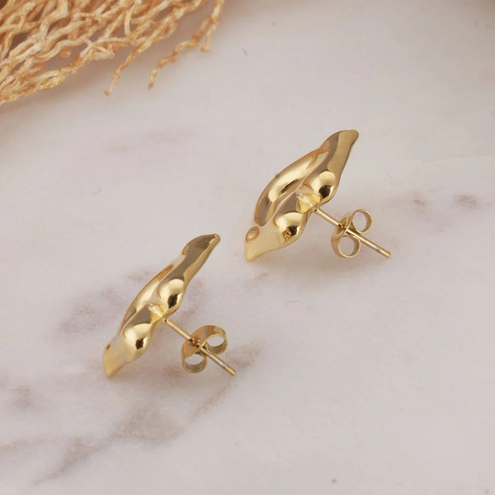 Chic Lips Stud Earrings