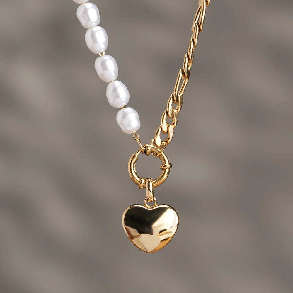 Harmony in Contrast Necklace