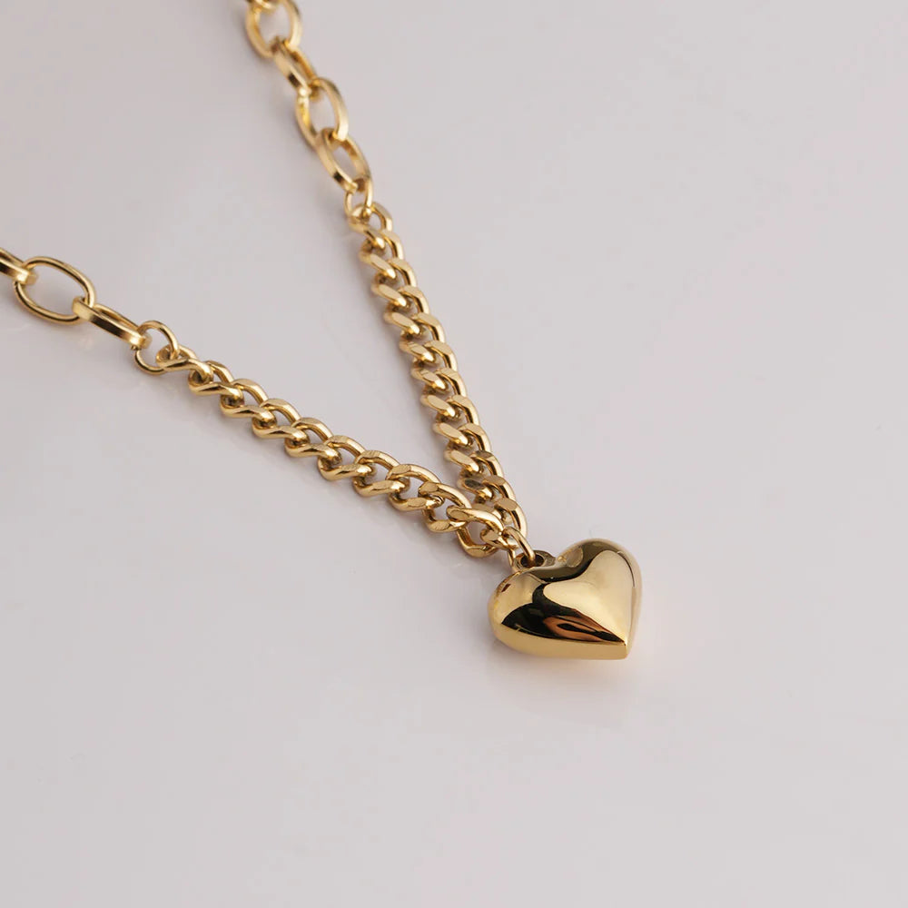 Amour Glow Necklace