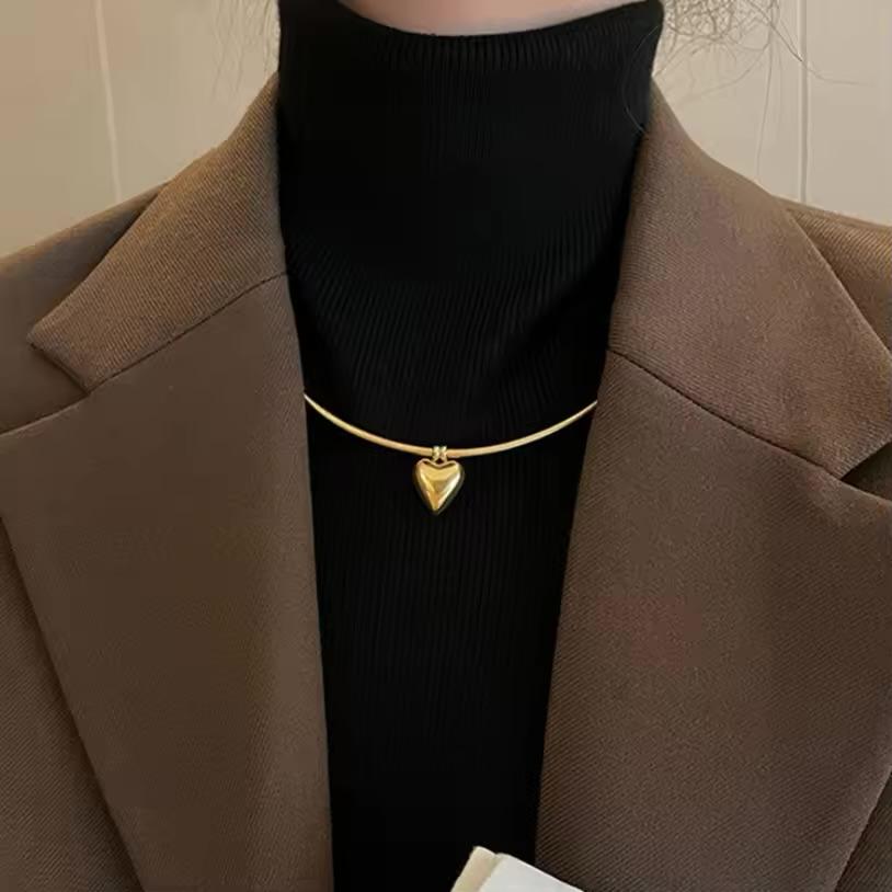 Buckle Love Heart Choker Round Snake Chain Necklaces Pendants